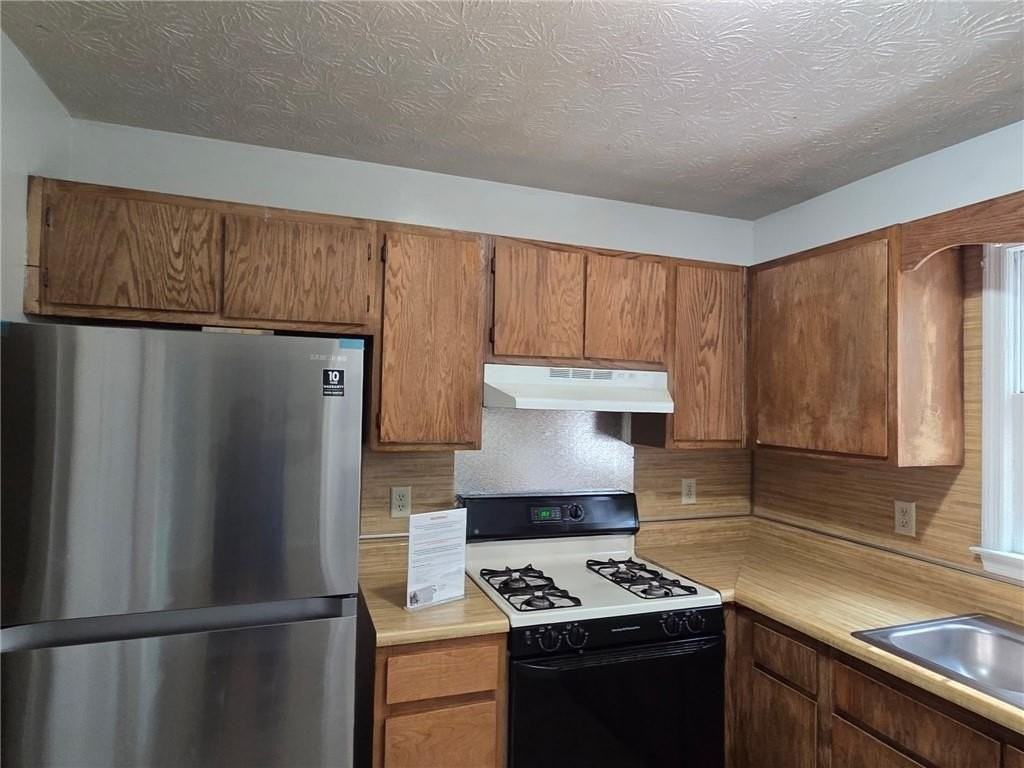 876 Indian Lake Dr Nw - Photo 3 of 16