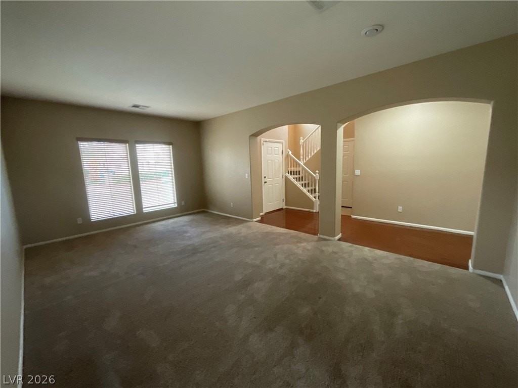 10841 Paradise Rd - Photo 7 of 36