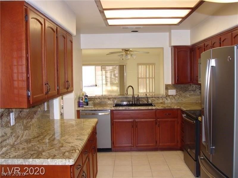 4845 Octavia Way - Photo 2 of 28