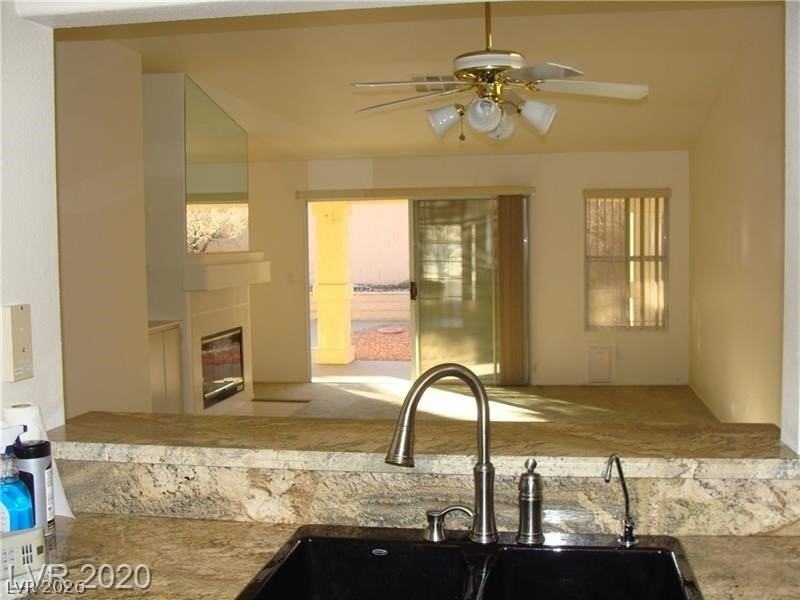 4845 Octavia Way - Photo 3 of 28