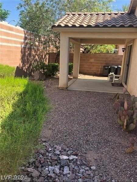 6537 Cape Petrel St - Photo 2 of 6