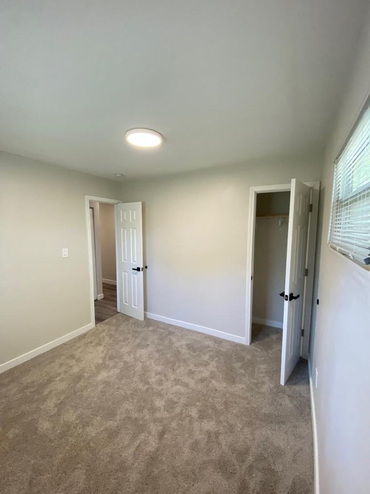 1654 Wiard Blvd - Photo 6 of 15