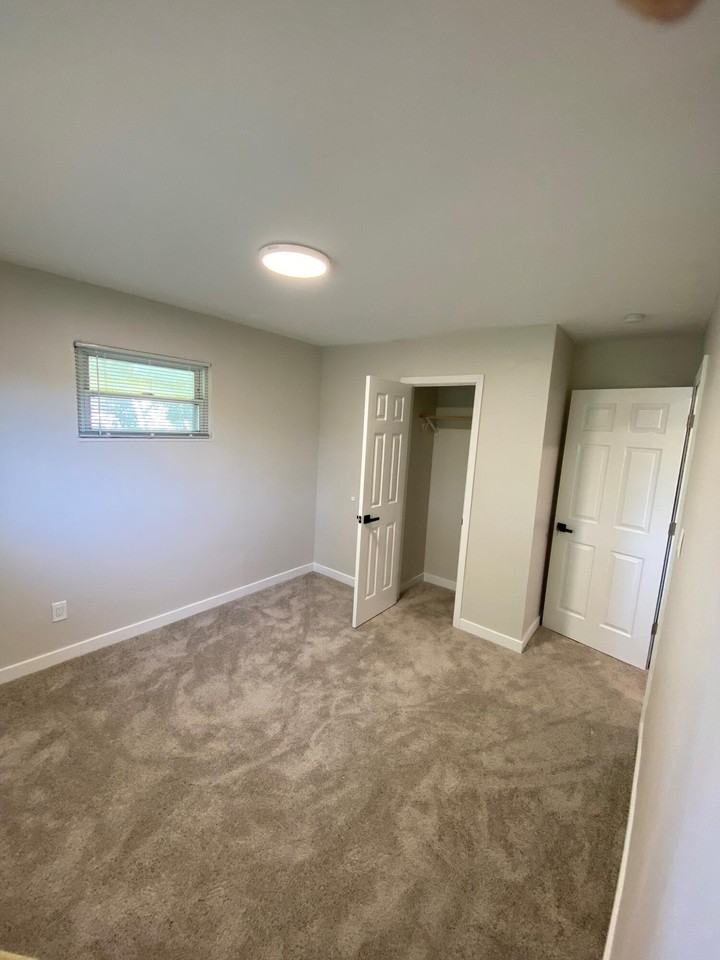 1654 Wiard Blvd - Photo 7 of 15