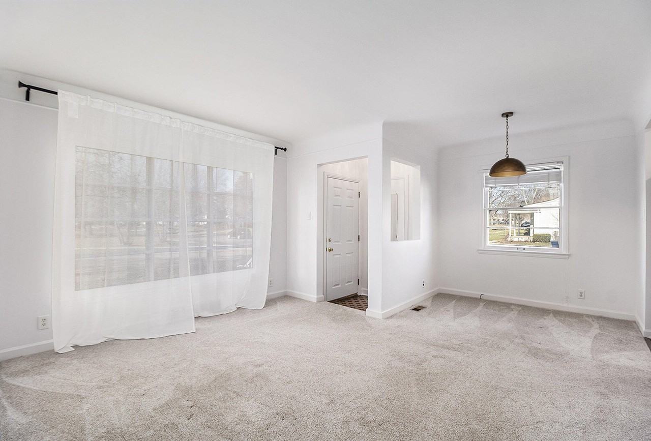 4526 Cooper Ave - Photo 3 of 15