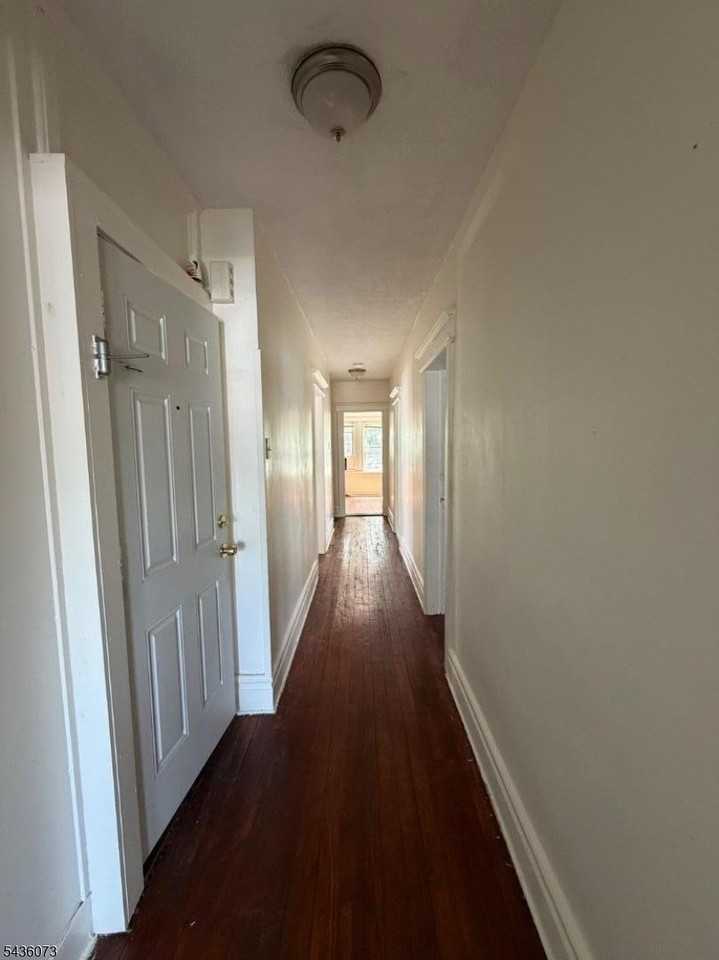 50 Treacy Ave - Photo 4 of 11