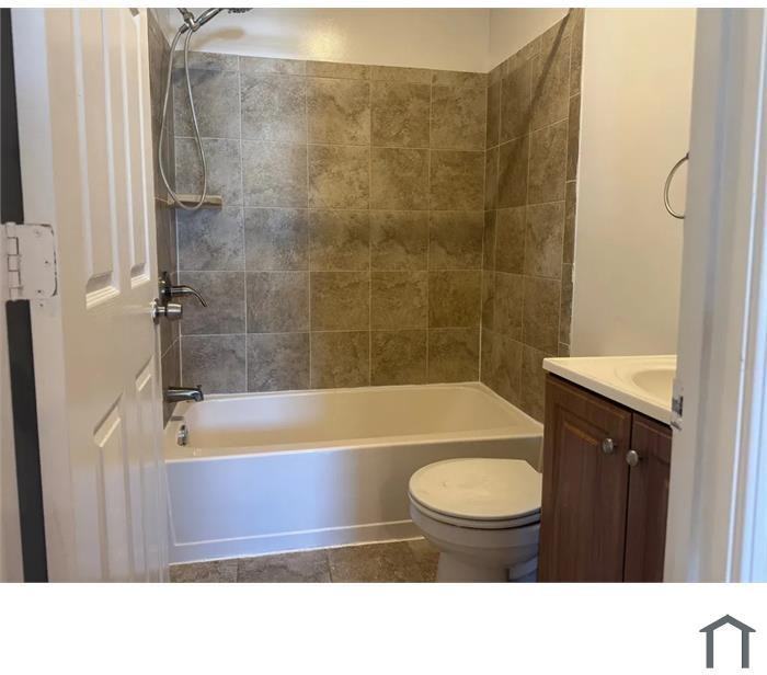 2801 R St Se - Photo 2 of 8