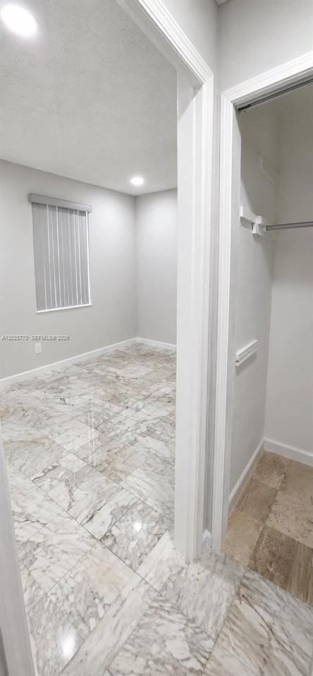 5735 Hayes St - Photo 6 of 13