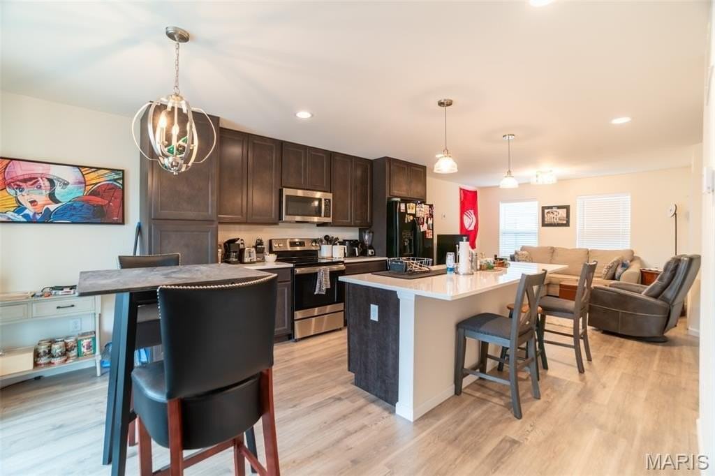 5004 Daggett Ave - Photo 6 of 30