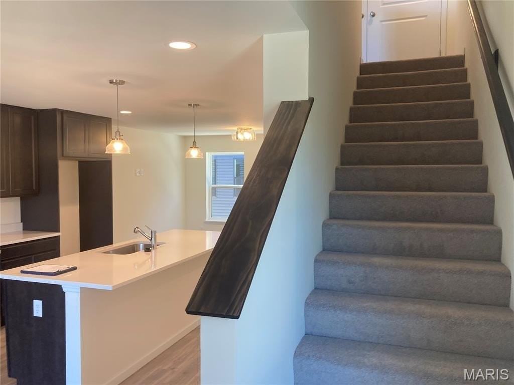 5004 Daggett Ave - Photo 7 of 30