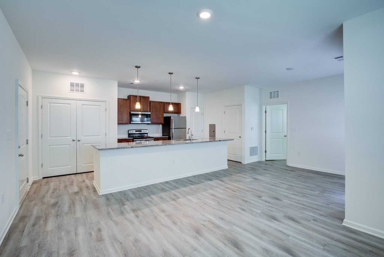 Capstone at Banks Crossing - Photo 2 of 22