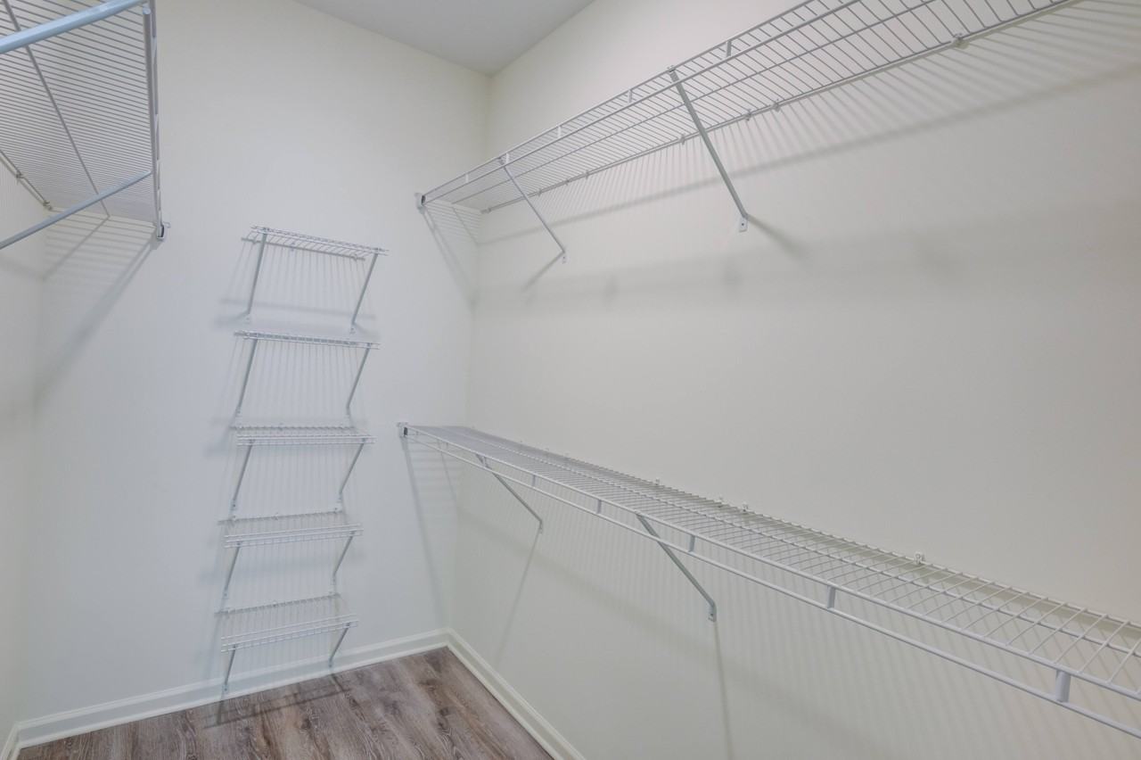 Capstone at Banks Crossing - Photo 5 of 22