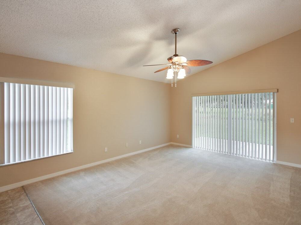 3005 Lorimer Ct - Photo 4 of 16