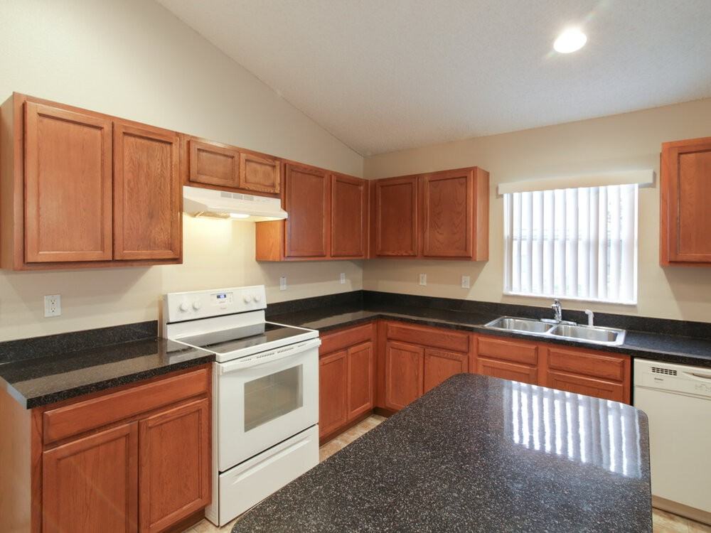 3005 Lorimer Ct - Photo 6 of 16