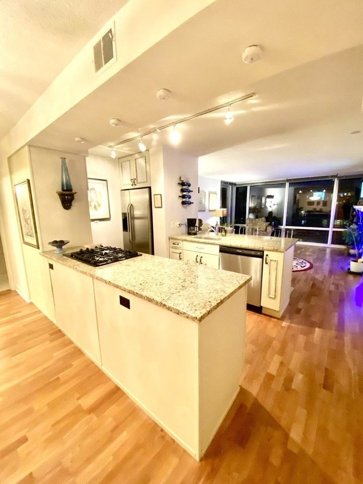 9725 Woods Dr #1203 - Photo 6 of 26
