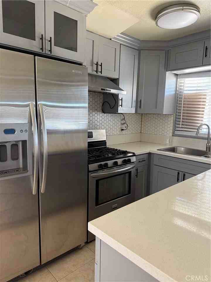 20930 Lone Eagle Rd #2 - Photo 3 of 15