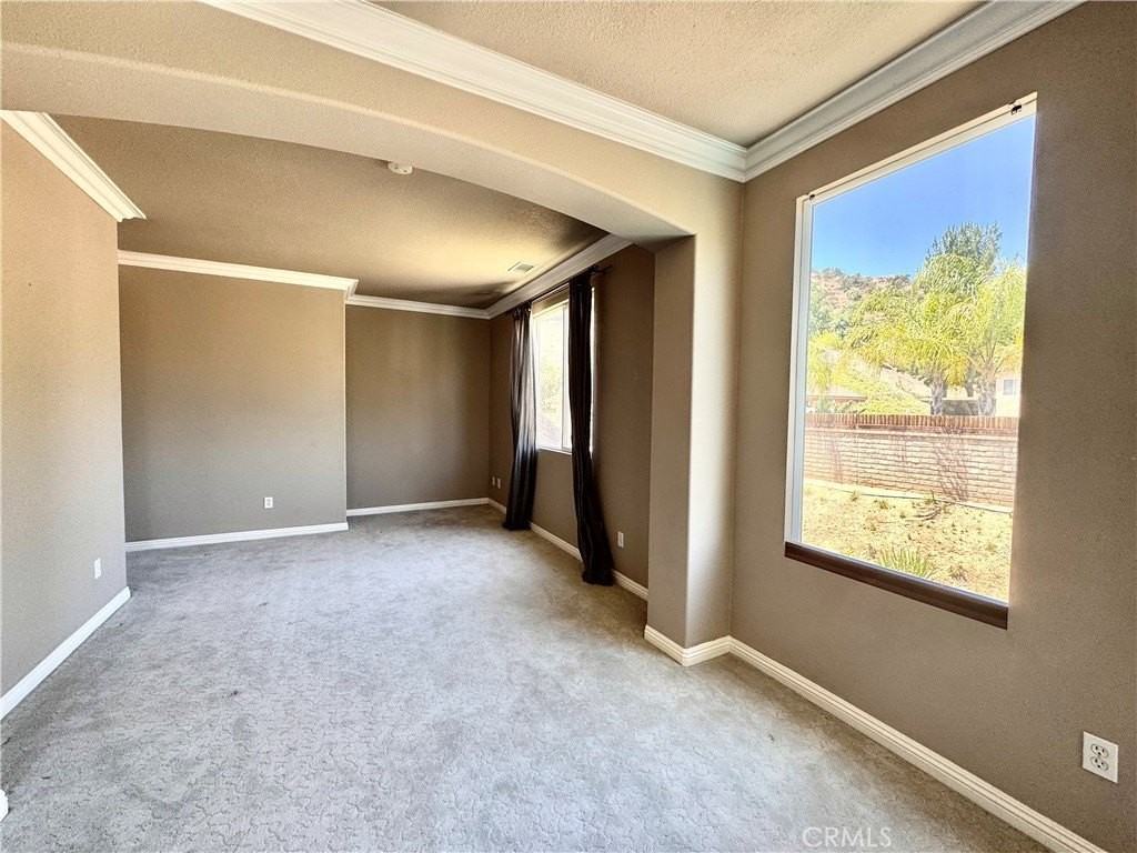28463 Cascade Rd - Photo 6 of 16