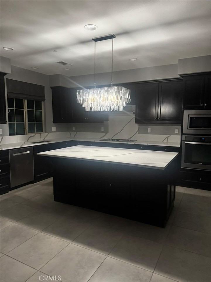 17 Gamella St - Photo 4 of 20