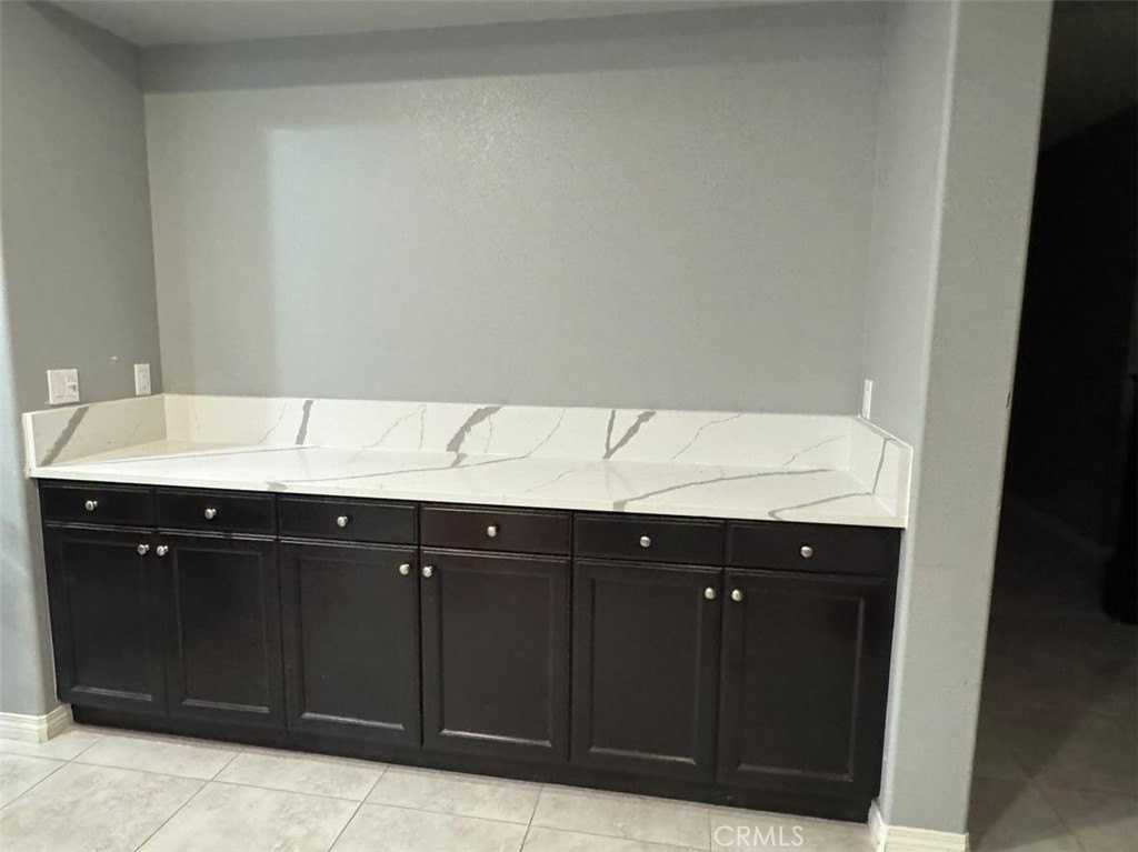 17 Gamella St - Photo 6 of 20