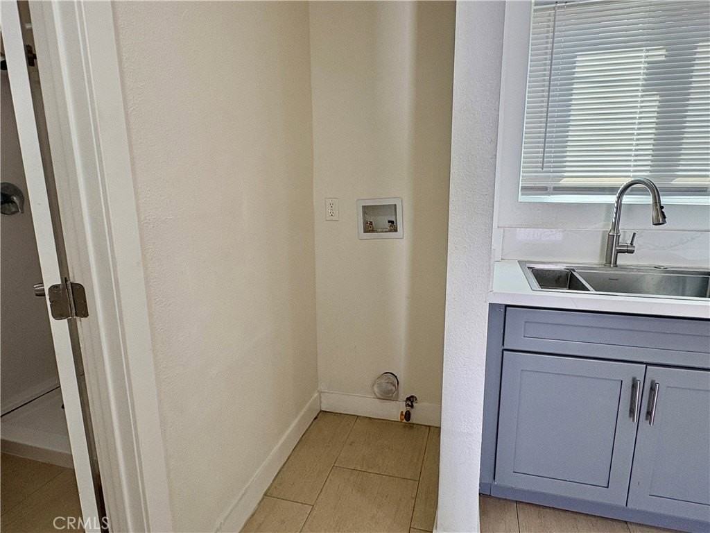 296 N Allen St - Photo 5 of 32