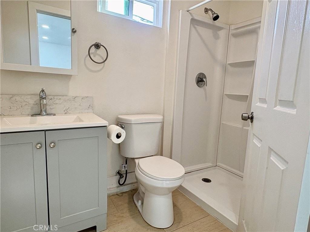 296 N Allen St - Photo 6 of 32