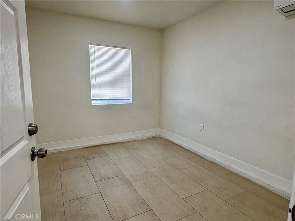 296 N Allen St - Photo 7 of 32