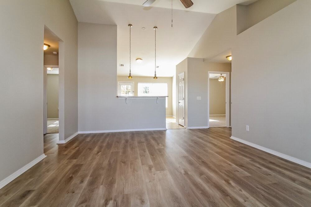 1016 Nw 14th Pl - Photo 3 of 16