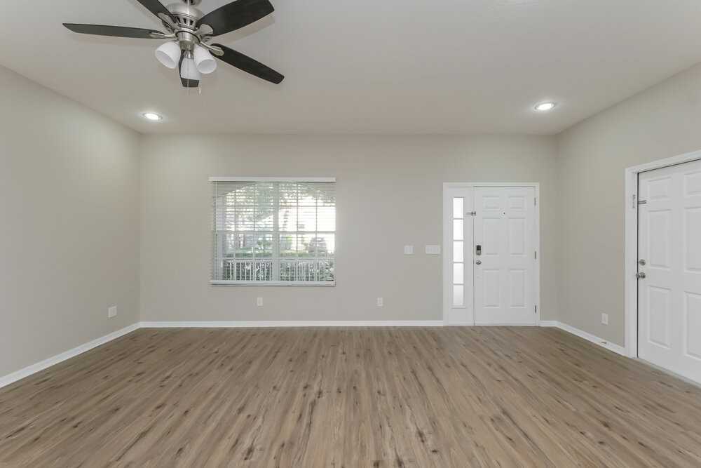 12923 Terrace Springs Dr - Photo 3 of 16