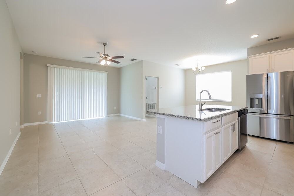 1392 Merion Dr - Photo 5 of 16