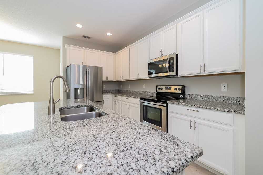 1392 Merion Dr - Photo 7 of 16