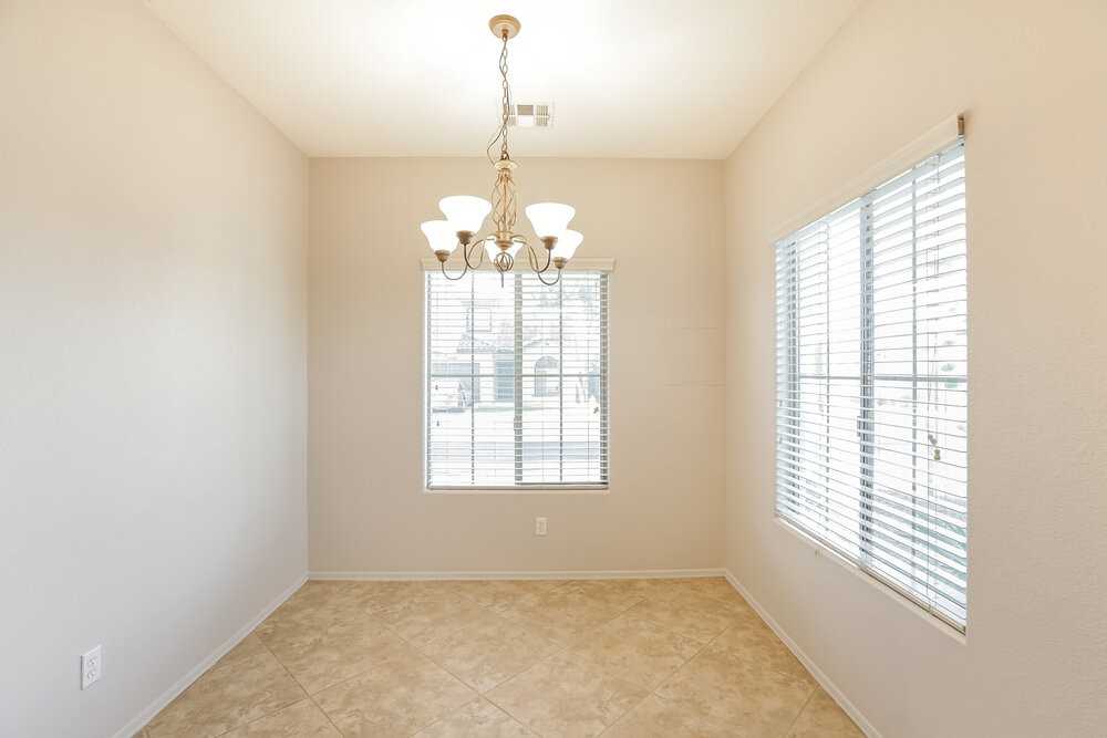 1575 E Elgin St - Photo 7 of 18