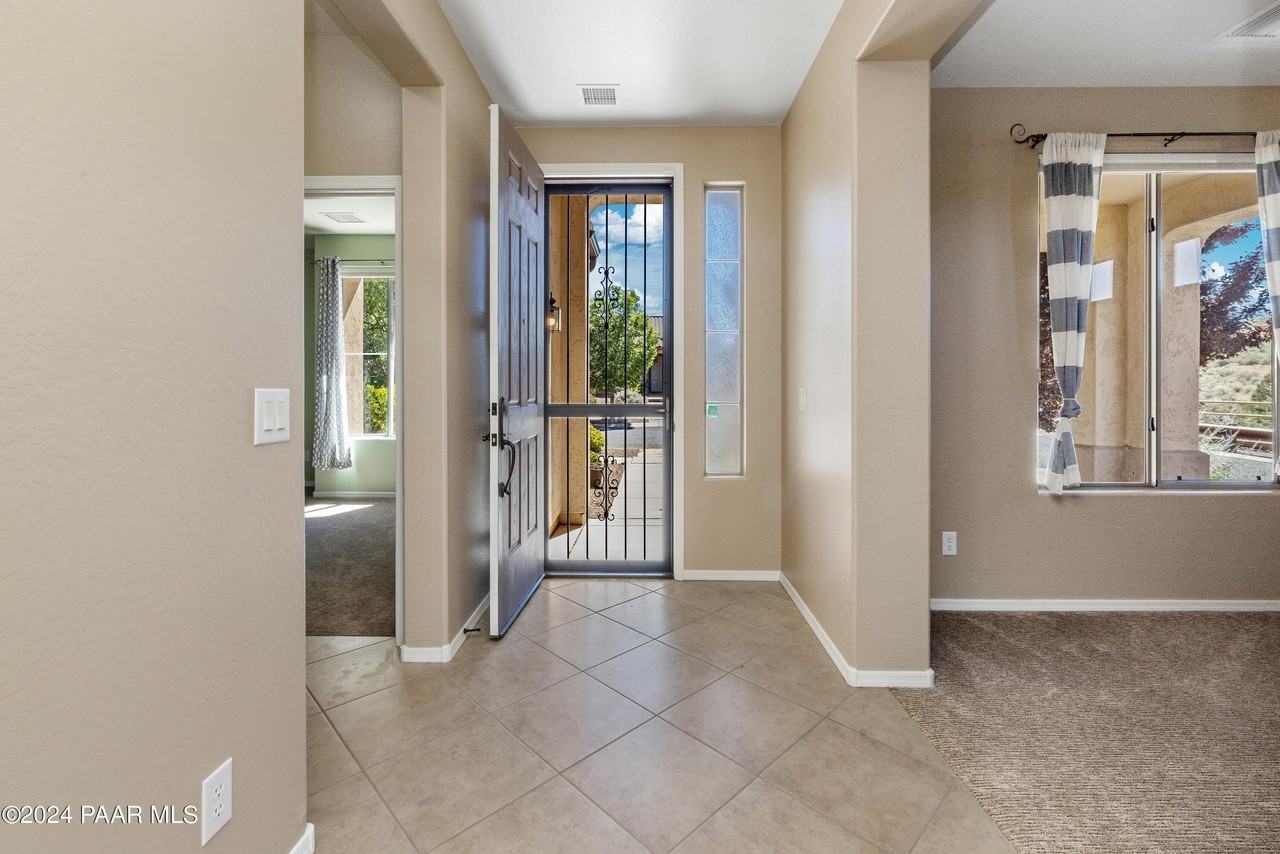 1195 N Rigo Ranch Rd - Photo 2 of 50