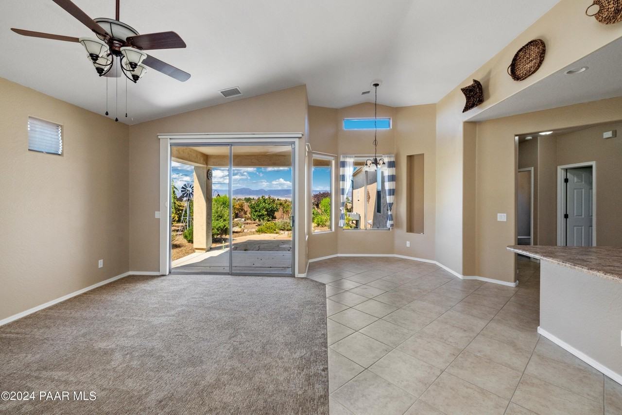 1195 N Rigo Ranch Rd - Photo 4 of 50