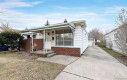 4704 Jackson St - Photo 1 of 1