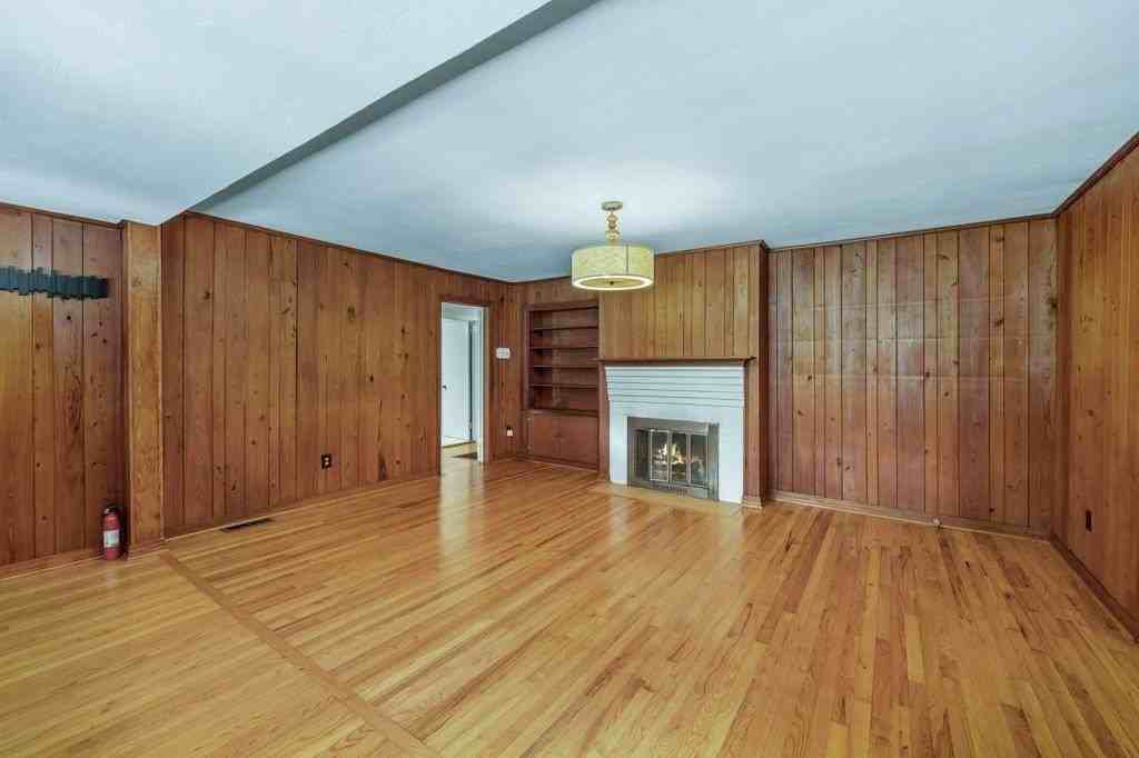 1142 Old Fort Dr - Photo 7 of 36