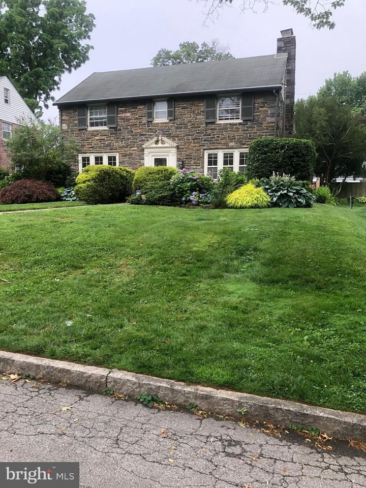 510 Monroe Rd - Photo 2 of 27