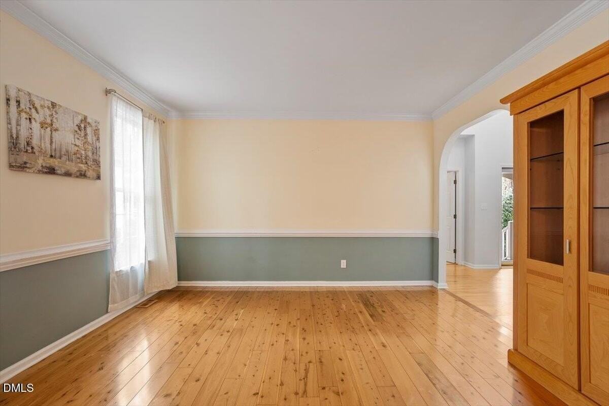 2804 Shofield Ct - Photo 4 of 37
