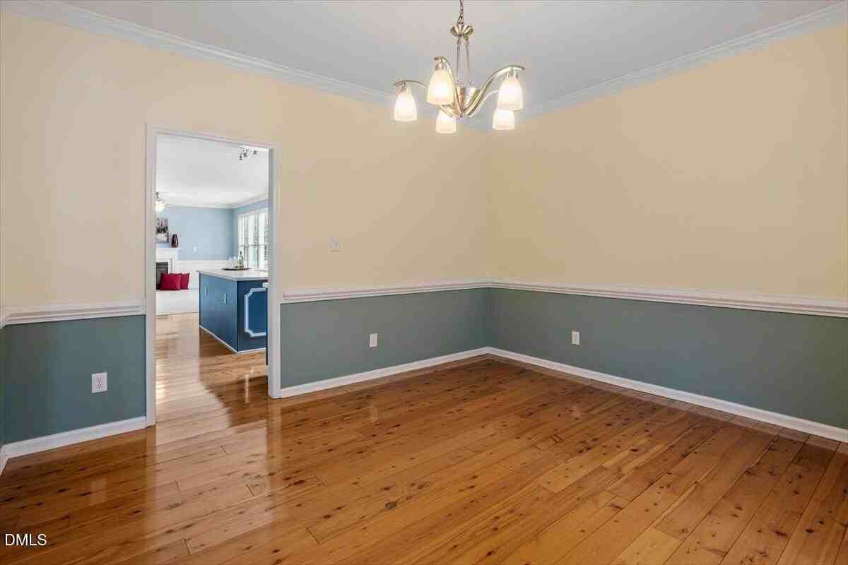 2804 Shofield Ct - Photo 7 of 37