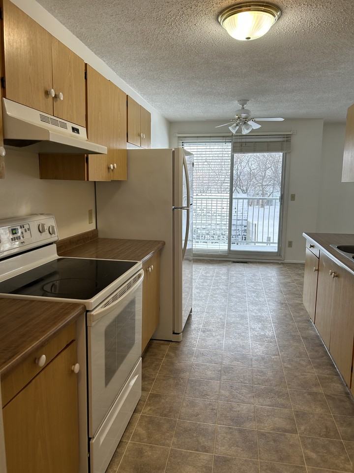 2 Bedroom 1 Bath Fourplex - Photo 2 of 9