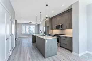 724 Walgrove Blvd Se - Photo 1 of 1