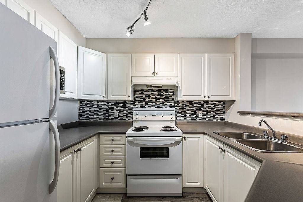 4000 Somervale Crt Sw - Photo 4 of 24