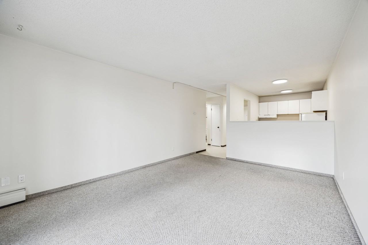 510 58 Ave Sw - Photo 3 of 19