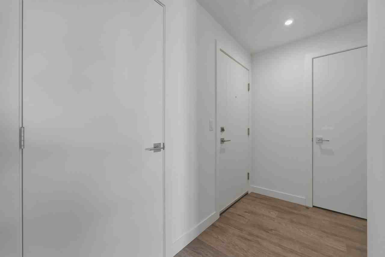 63 Corner Glen Cres Ne - Photo 2 of 23