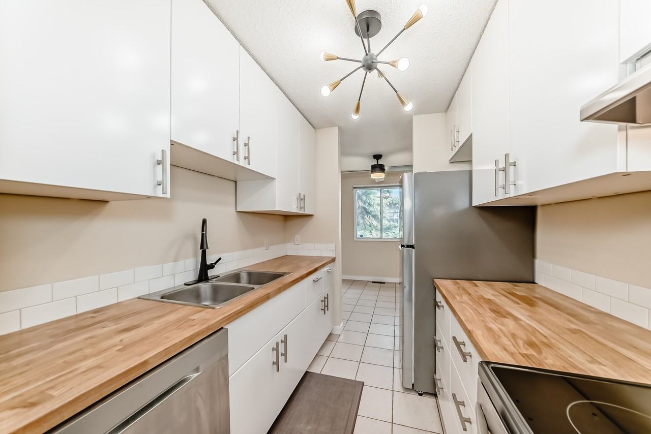 Newly Renovated 2 Bedroom, 1 Bathroom Suite (RP078) - Photo 7 of 41