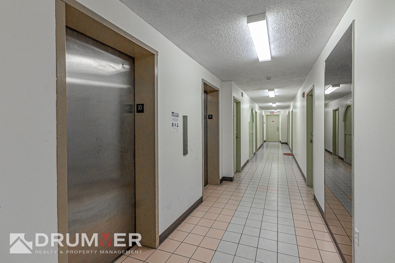 1009, 108 3 Ave SW - Photo 3 of 22