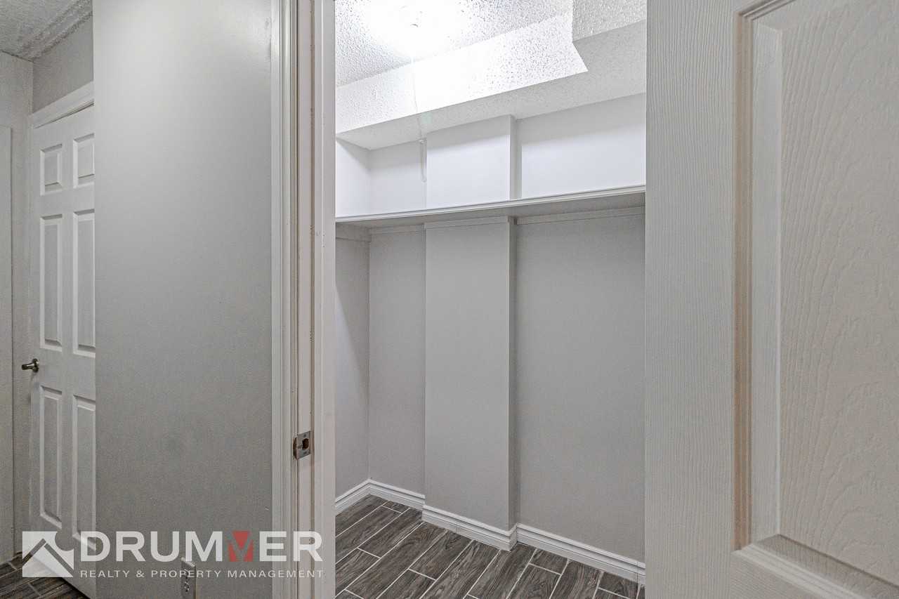 1009, 108 3 Ave SW - Photo 5 of 22