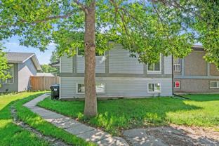 Bright & Spacious Upper Main Unit in Whitehorn - Photo 1 of 1