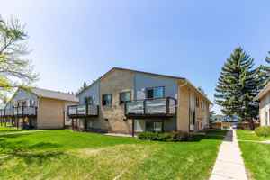 featured image of 102B Oak Ave