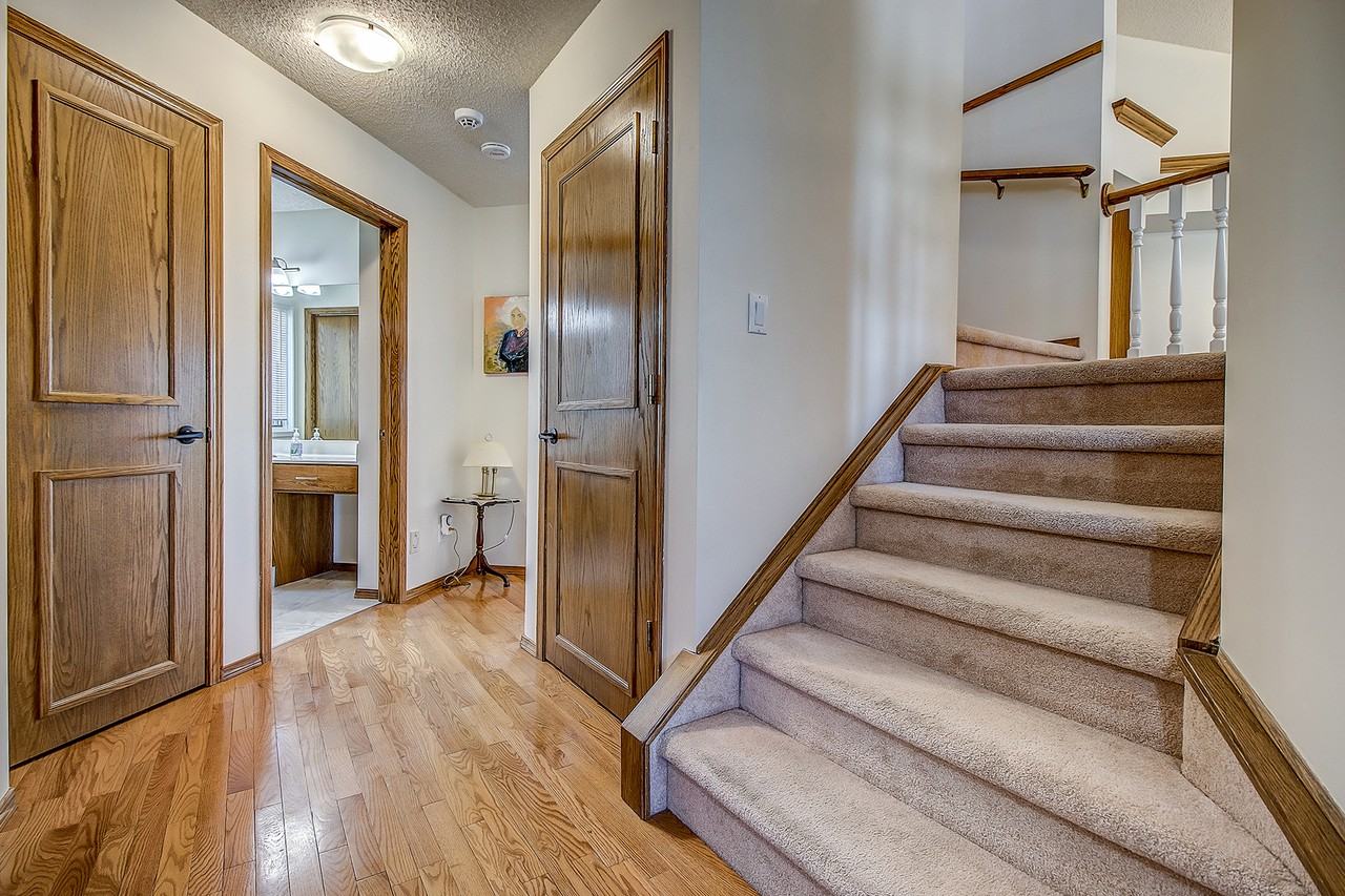 Beautiful Family Home Near Parks & Amenities | 3 Bed + 4 Bath with FIREPLACE in Scenic Acres NW - Photo 3 of 29
