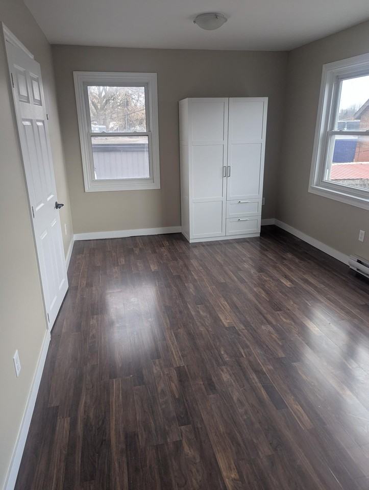 14 North Front Street - Photo 6 of 23