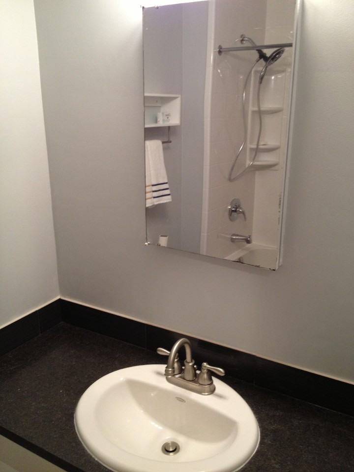 7009 101 Ave Nw - Photo 4 of 13